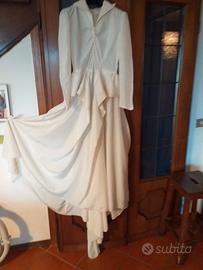 Abito di seta damascata