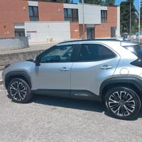 TOYOTA YARIS CROSS LOUNGE