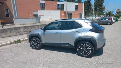 TOYOTA YARIS CROSS LOUNGE