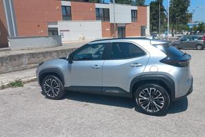 TOYOTA YARIS CROSS LOUNGE