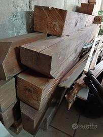 Travi in legno per tettoia