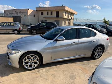 Alfa Romeo Giulia 2.2 Turbodiesel 160 CV AT8 Execu