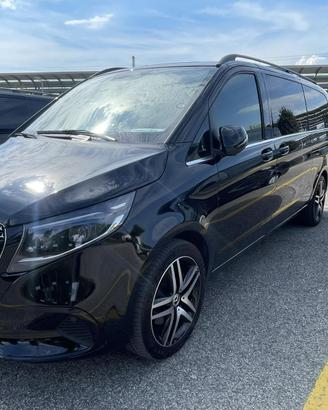 Mercedes klasseV con licenza Ncc