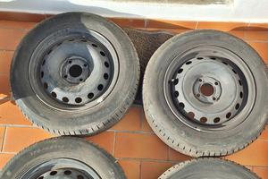 Cerchi 14 + gomme 175 65 r14 82t
