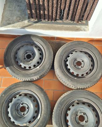Cerchi 14 + gomme 175 65 r14 82t
