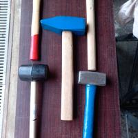 Lotto martelli di diversi pesi e forme 