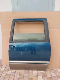 Porta laterale sinistra Nissan Vanette del 1998