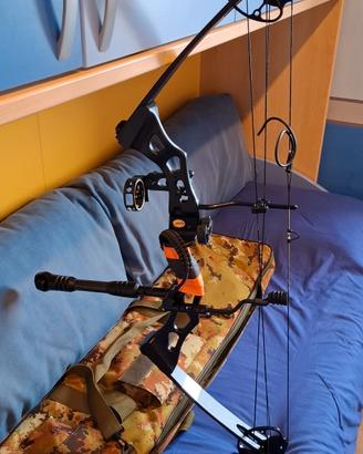 Arco compound (composito) 75 Lb regolabile USATO