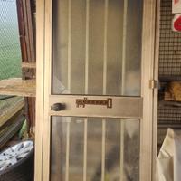 Porta d’ingresso e mini bar