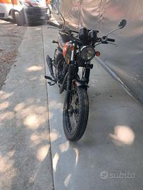 Moto 400