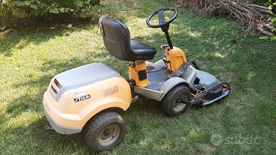 trattorino rasaerba frontale Stiga Park Compact