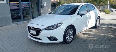 MAZDA 3 1.5 Skyactiv-D Exceed