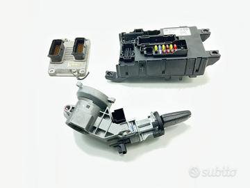 KIT CHIAVE OPEL Corsa D 3P 1° Serie 55557932 (06>