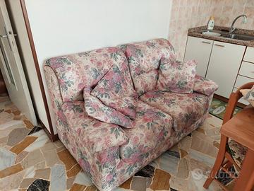 Divano due posti