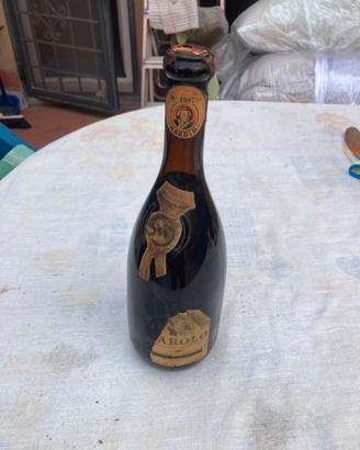bottiglia di vino barolo mirandola da collezione