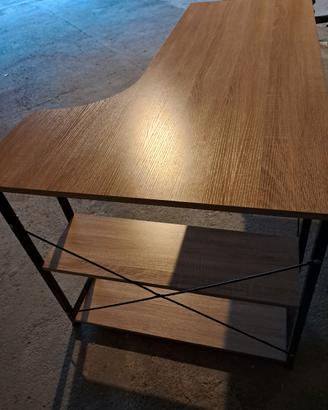 Scrivania effetto rovere con ripiani
