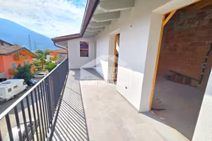 Attico / Mansarda di 85 m² con 3 locali a Nomi