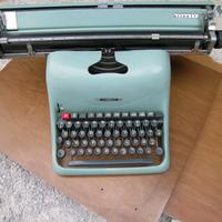 macchina da  scrivere Olivetti Lexicon