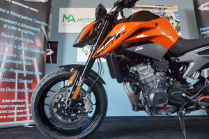 KTM DUKE 790 TECH PACK 2025