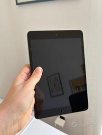 2013 Apple mini iPad 2nd Gen 16 GB con SIM