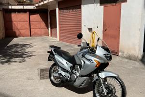 Honda Transalp 650 anno 2001