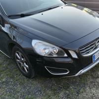 Volvo v 60