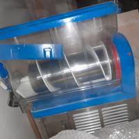 ATTREZZI PER RISTORAZIONE E NON.