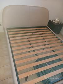 letto matrimoniale in pelle 