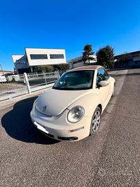 Volkswagen New Beetle 1.6 Cabrio