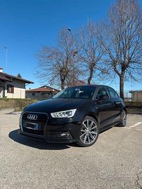 Audi A1 Sportback S-line (5 porte) 1.6 TDI 116 CV