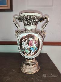 Splendida caraffa/vaso porcellana Capodimonte 