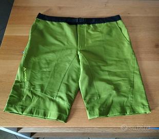 pantaloncini sportivi 