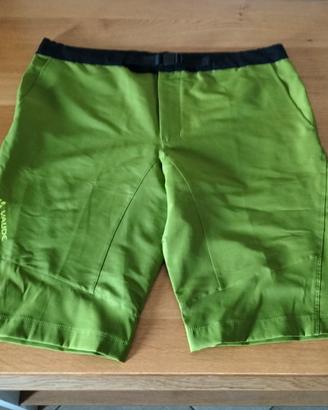 pantaloncini sportivi 