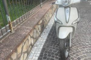 Scooter Liberty 150 semi nuovo