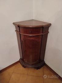 Comodino angolare in legno con cassetto