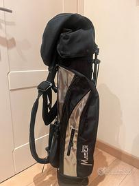 Sacca da golf con set di mazze