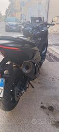 yamaha t max tech 560  giugno 2023 