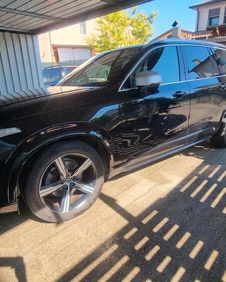 Volvo XC90 D5 235CV  AWD R-design  Full opt. 