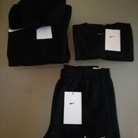 Tuta Nike bambino + T. shirt NUOVE