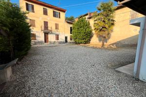 Casa con terreno nel Monferrato