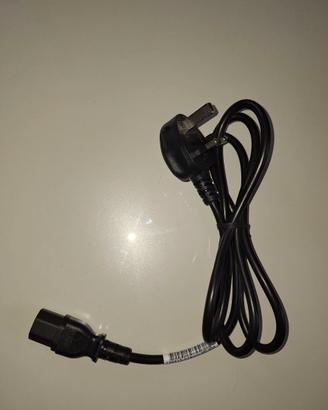 Cavetto con presa tipo G e IEC C13 a 3 uscite
