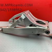 FORCELLONE POSTERIORE YAMAHA R6 1999 2000 2001 YZF