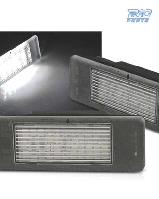 LUCI TARGA A LED NISSAN QASHQAI JUKE NAVARA MERCED