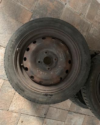 4 cerchi in ferro 15 pollici 4x114.3