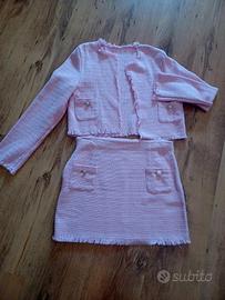completo giacca e minigonna  rosa