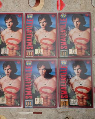 Smallville - Serie Completa Stagioni 1-2-3-4 (DVD)