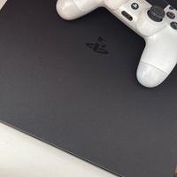 Play Station 4