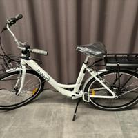 Bici elettrica Italwin Nuvola Smart  NUOVA