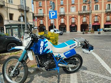 Suzuki Djebel 650