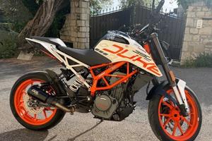 KTM Duke 390